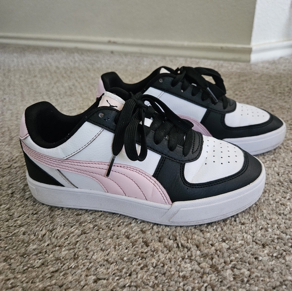 Girls Shoes - Picture 1 of 5